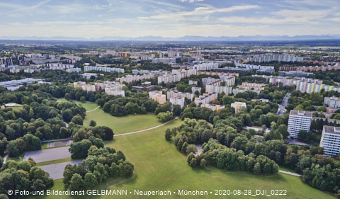 28.08.2020 - Ostpark mit Umgebung und Blick auf das Marx-Zentrum