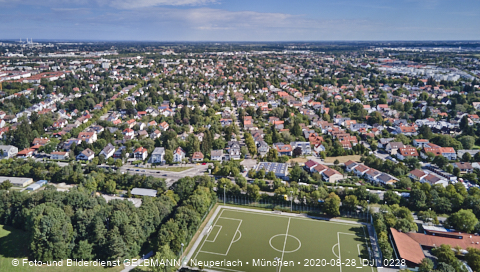 28.08.2020 - Ostpark mit Umgebung und Blick auf das Marx-Zentrum