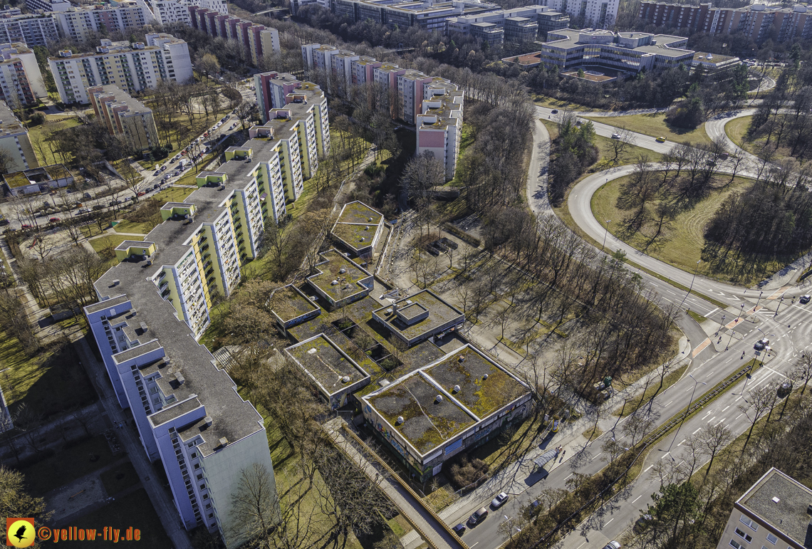 01.03.2021 - Neuperlach mit Quiddezentrum dem Ostpark und Festspielhaus