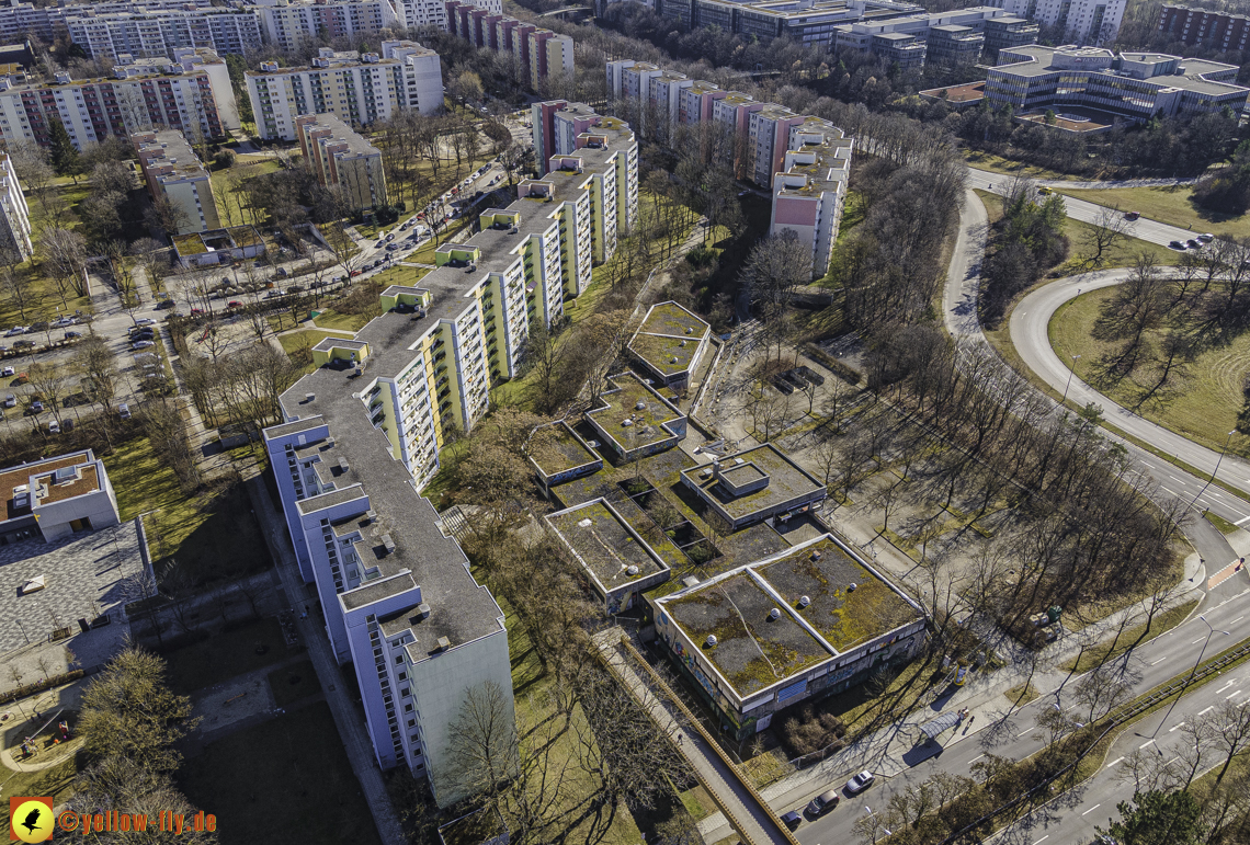 01.03.2021 - Neuperlach mit Quiddezentrum dem Ostpark und Festspielhaus