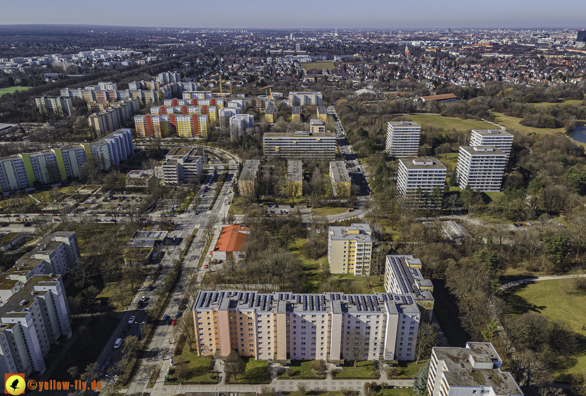 01.03.2021 - Neuperlach mit Quiddezentrum dem Ostpark und Festspielhaus