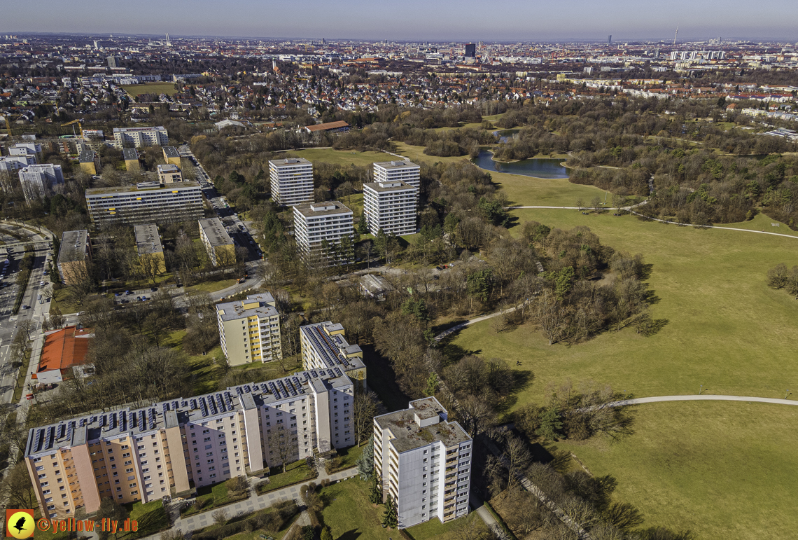 01.03.2021 - Neuperlach mit Quiddezentrum dem Ostpark und Festspielhaus