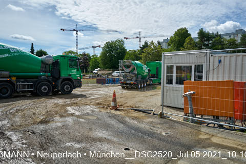 05.07.2021 - neuperlach.org.gelbmann.org zeigt aktuelle Baustellenfotos von der Grundschule am Karl-Marx-Ring in Neuperlach