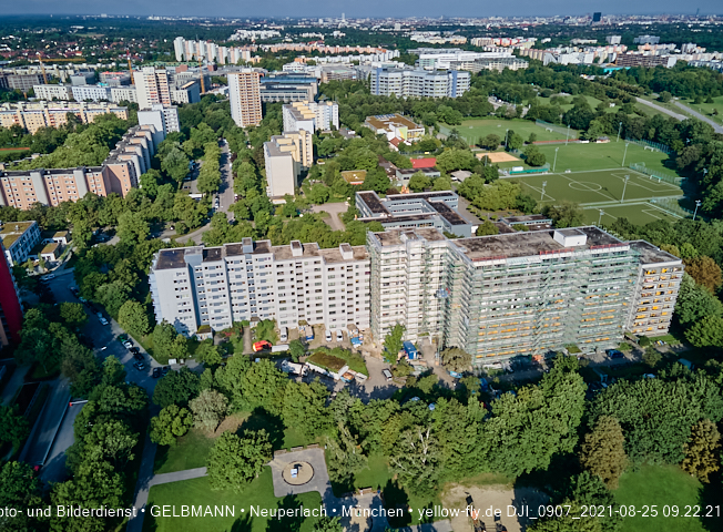 25.08.2021 - Baustelle Annette-Kolb-Anger und Kafkastraße mit Umgebung