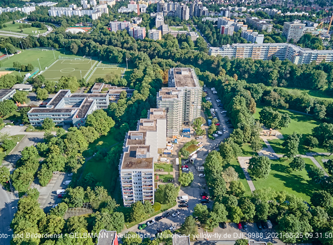 25.08.2021 - Baustelle Annette-Kolb-Anger und Kafkastraße mit Umgebung