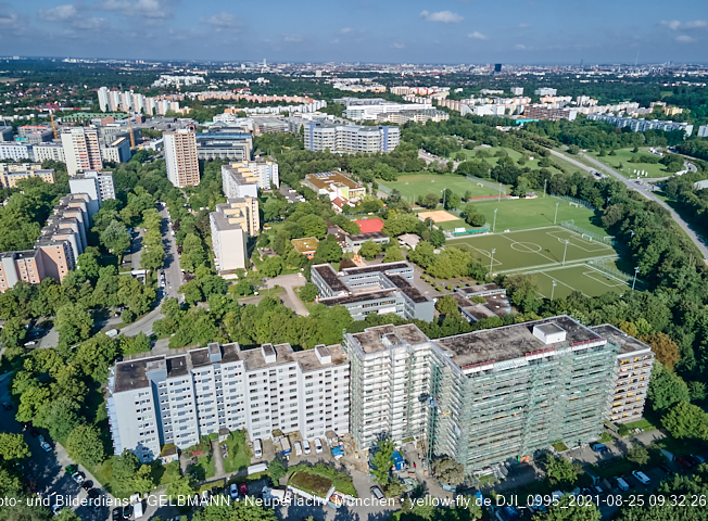 25.08.2021 - Baustelle Annette-Kolb-Anger und Kafkastraße mit Umgebung