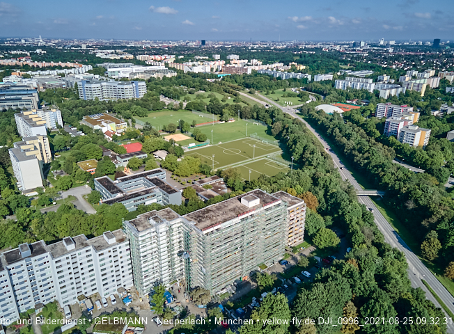 25.08.2021 - Baustelle Annette-Kolb-Anger und Kafkastraße mit Umgebung