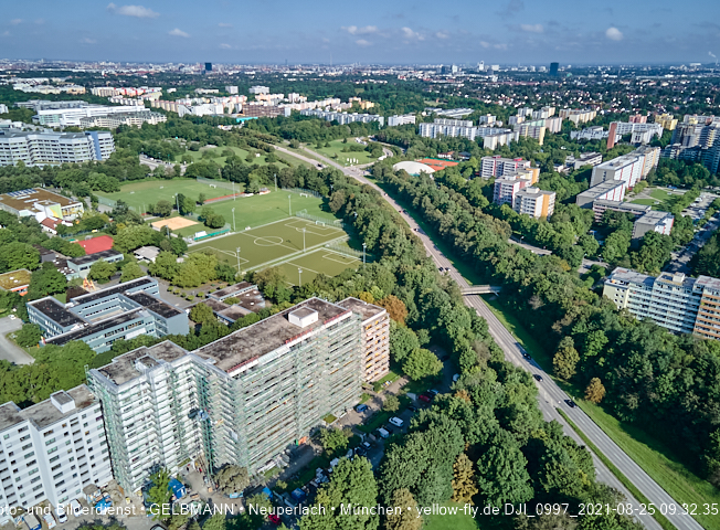 25.08.2021 - Baustelle Annette-Kolb-Anger und Kafkastraße mit Umgebung