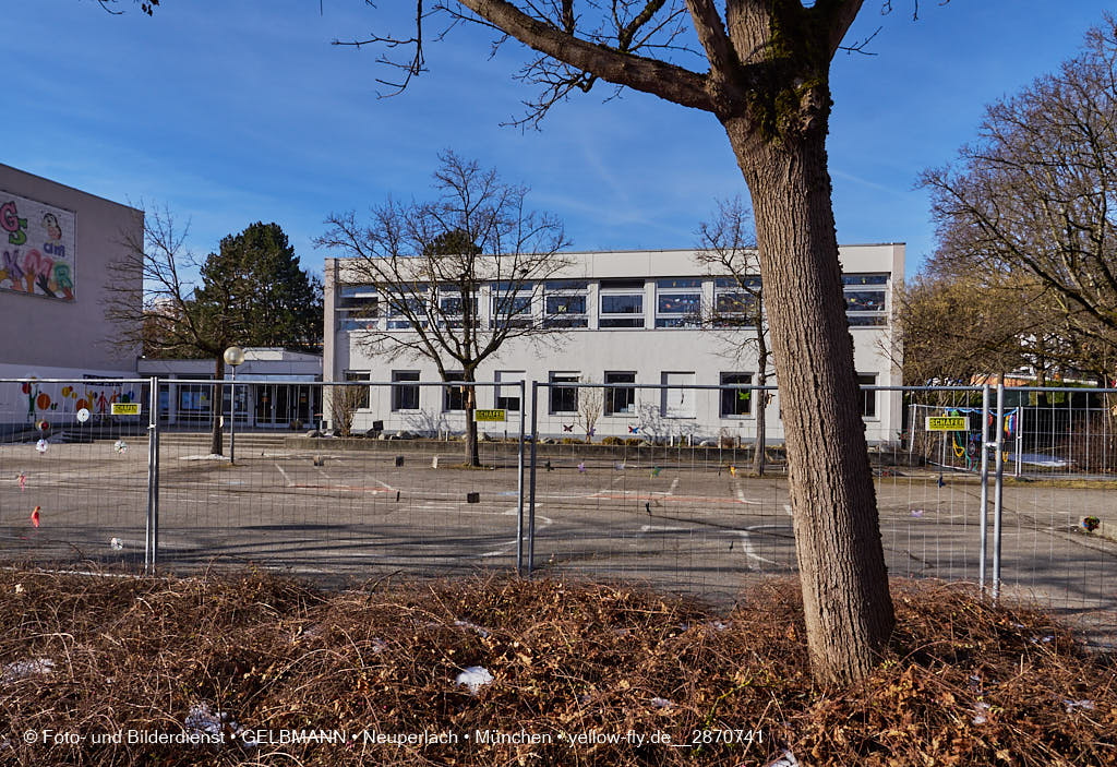 27.01.2022 - Grundschule am Karl-Marx-Ring in Neuperlach