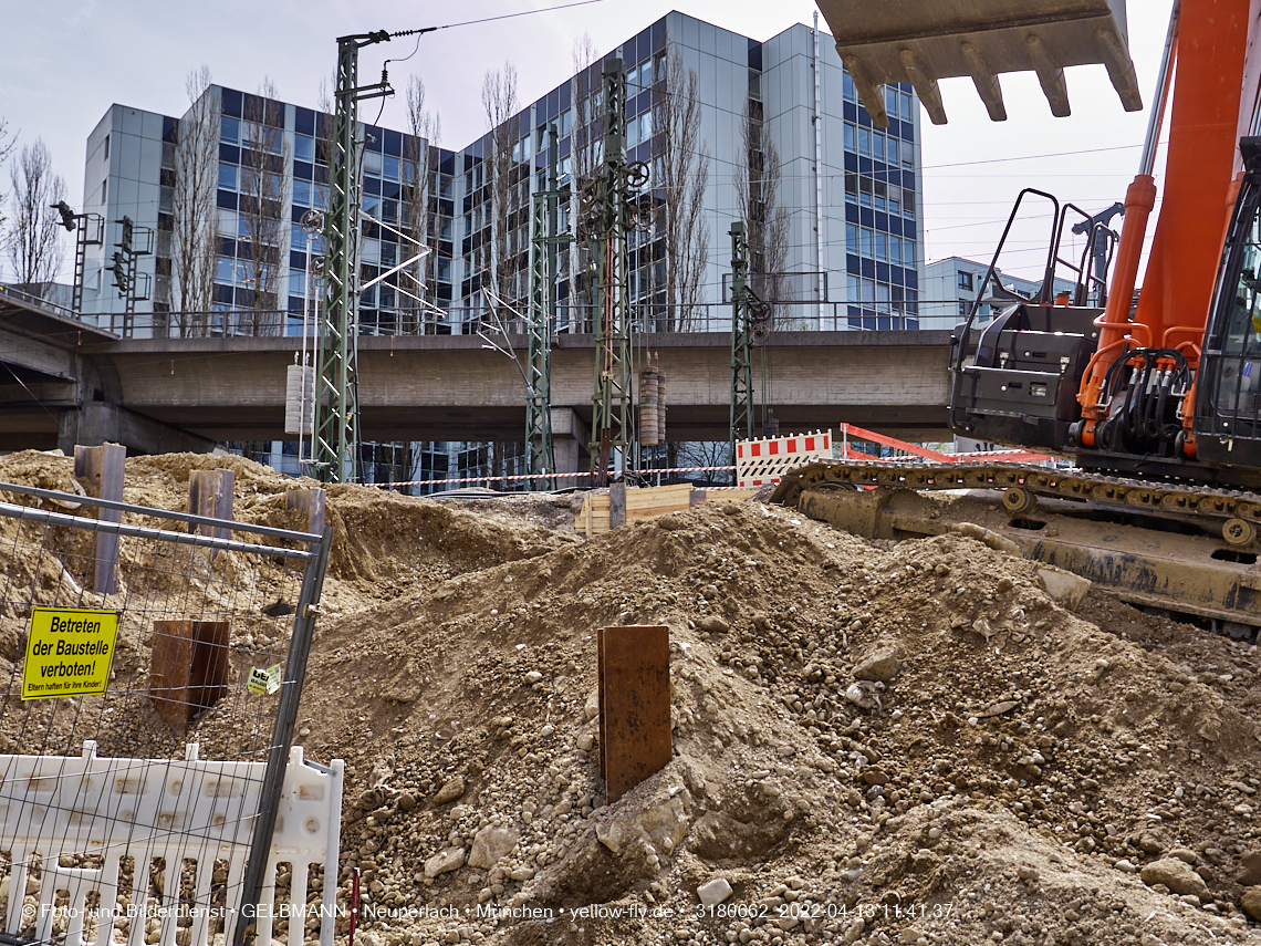 13.04.2022 - Neubau der Eisenbahnbrücke in der Balanstraße