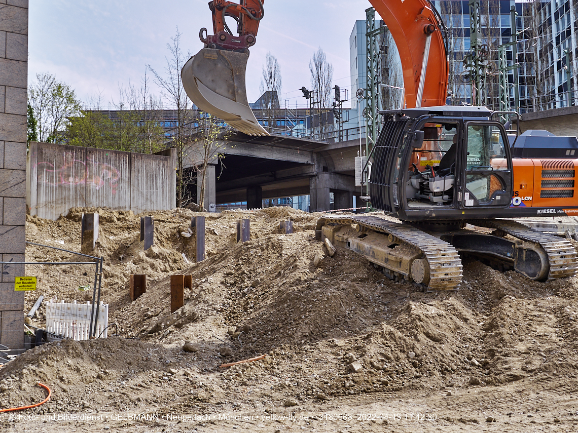 13.04.2022 - Neubau der Eisenbahnbrücke in der Balanstraße