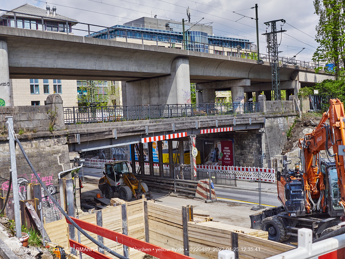 25.04.2022 - Neubau der Eisenbahnbrücke in der Balanstraße