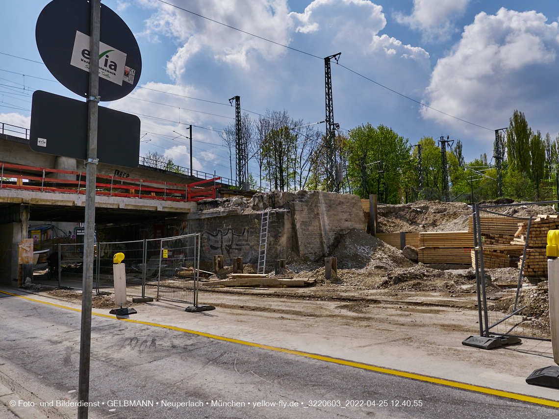 25.04.2022 - Neubau der Eisenbahnbrücke in der Balanstraße