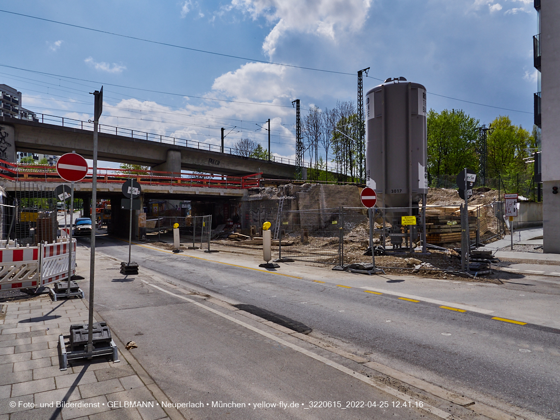 25.04.2022 - Neubau der Eisenbahnbrücke in der Balanstraße
