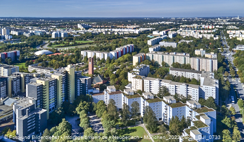 23.09.2022 - Marx-Zentrum, Studentenwohnheim und Wohnanlage Karl-Marx-Ring 52-62 und KMR 53-57c