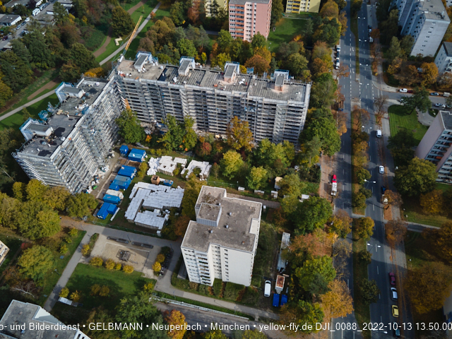 13.10.2022 - Sanierung in der Wohnanlage KArl-Marx-Ring 11-21 in Neuperlach