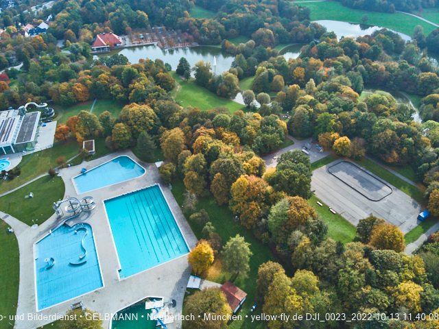 13.10.2022 - der Ostpark mit Biergarten und See in Neuperlach
