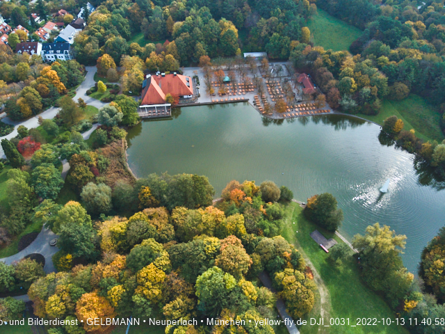 13.10.2022 - der Ostpark mit Biergarten und See in Neuperlach