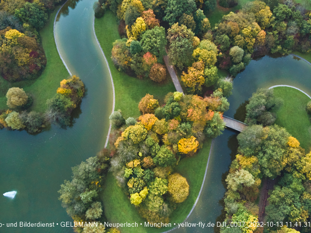 13.10.2022 - der Ostpark mit Biergarten und See in Neuperlach