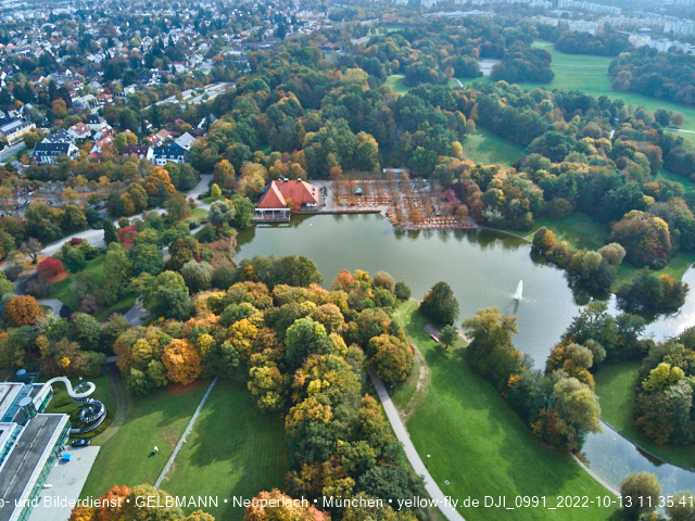13.10.2022 - der Ostpark mit Biergarten und See in Neuperlach