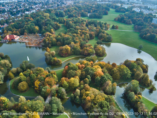 13.10.2022 - der Ostpark mit Biergarten und See in Neuperlach