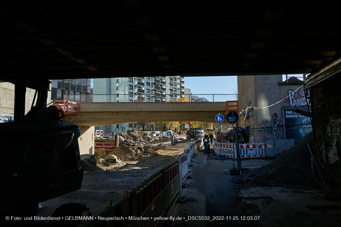 25.11.2022 - Neubau der Eisenbahnbrücke in der Balanstraße