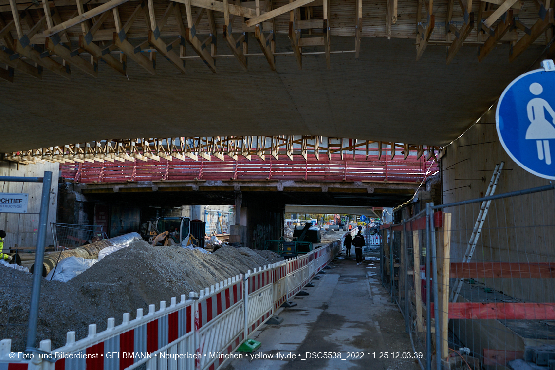 25.11.2022 - Neubau der Eisenbahnbrücke in der Balanstraße
