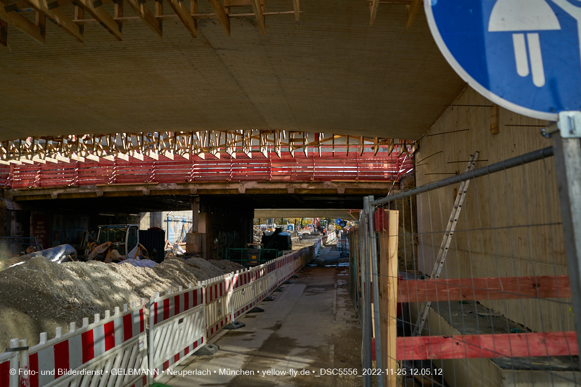 25.11.2022 - Neubau der Eisenbahnbrücke in der Balanstraße