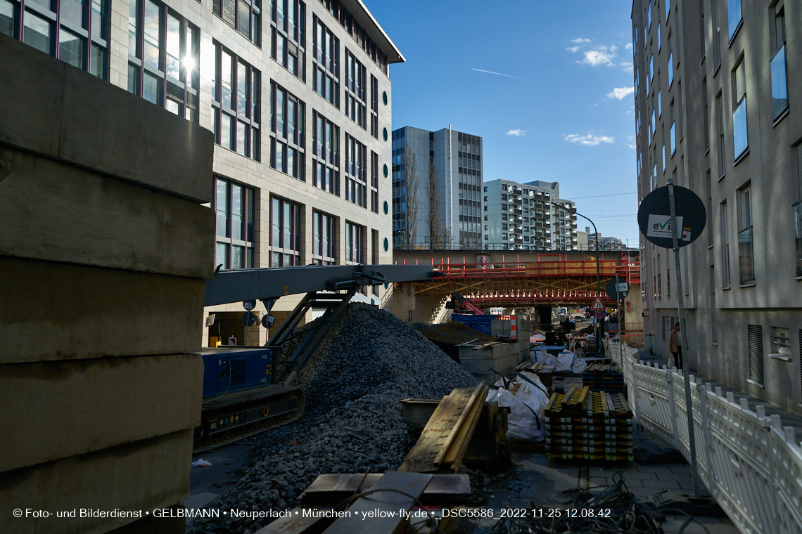 25.11.2022 - Neubau der Eisenbahnbrücke in der Balanstraße