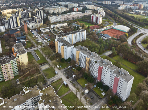 07.12.2022 - Kurt-Eisner-Straße unf Karl-Marx-Ring mit Umgebung