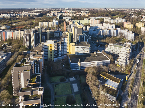 16.11.2023 - Marx-Zentrum und Karl-Marx-Ring 52-62 in Neuperlach