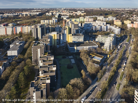 16.11.2023 - Marx-Zentrum und Karl-Marx-Ring 52-62 in Neuperlach