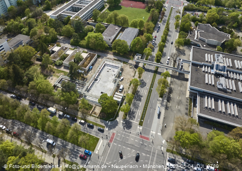 04.05.2023 - Der Blaue Vogel - Wolfgang-Niesner - Der bunte Beton am Karl-Marx-Ring Neuperlach 04.05.2023 - Der Blaue Vogel - Wolfgang-Niesner - Der bunte Beton am Karl-Marx-Ring Neuperlach