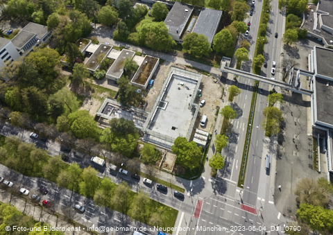 04.05.2023 - Der Blaue Vogel - Wolfgang-Niesner - Der bunte Beton am Karl-Marx-Ring Neuperlach 04.05.2023 - Der Blaue Vogel - Wolfgang-Niesner - Der bunte Beton am Karl-Marx-Ring Neuperlach