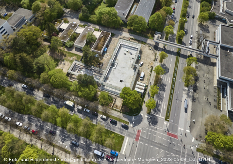 04.05.2023 - Der Blaue Vogel - Wolfgang-Niesner - Der bunte Beton am Karl-Marx-Ring Neuperlach 04.05.2023 - Der Blaue Vogel - Wolfgang-Niesner - Der bunte Beton am Karl-Marx-Ring Neuperlach