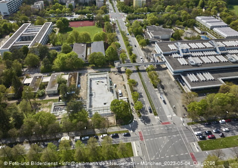 04.05.2023 - Der Blaue Vogel - Wolfgang-Niesner - Der bunte Beton am Karl-Marx-Ring Neuperlach 04.05.2023 - Der Blaue Vogel - Wolfgang-Niesner - Der bunte Beton am Karl-Marx-Ring Neuperlach