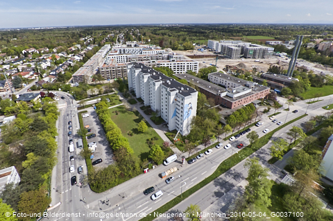 04.05.2023 - Der Blaue Vogel - Wolfgang-Niesner - Der bunte Beton am Karl-Marx-Ring Neuperlach 04.05.2023 - Der Blaue Vogel - Wolfgang-Niesner - Der bunte Beton am Karl-Marx-Ring Neuperlach