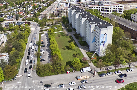 04.05.2023 - Der Blaue Vogel - Wolfgang-Niesner - Der bunte Beton am Karl-Marx-Ring Neuperlach 04.05.2023 - Der Blaue Vogel - Wolfgang-Niesner - Der bunte Beton am Karl-Marx-Ring Neuperlach