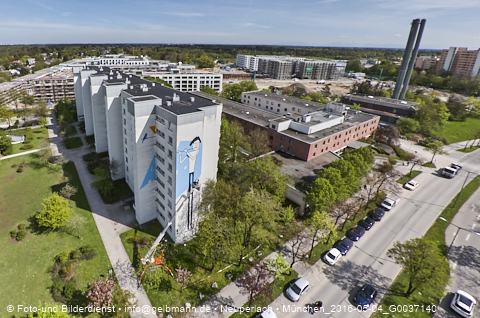 04.05.2023 - Der Blaue Vogel - Wolfgang-Niesner - Der bunte Beton am Karl-Marx-Ring Neuperlach 04.05.2023 - Der Blaue Vogel - Wolfgang-Niesner - Der bunte Beton am Karl-Marx-Ring Neuperlach