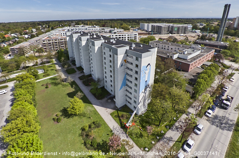 04.05.2023 - Der Blaue Vogel - Wolfgang-Niesner - Der bunte Beton am Karl-Marx-Ring Neuperlach 04.05.2023 - Der Blaue Vogel - Wolfgang-Niesner - Der bunte Beton am Karl-Marx-Ring Neuperlach