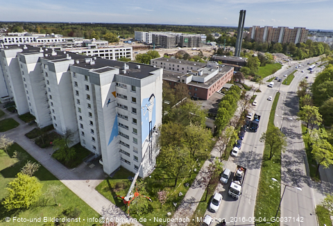 04.05.2023 - Der Blaue Vogel - Wolfgang-Niesner - Der bunte Beton am Karl-Marx-Ring Neuperlach 04.05.2023 - Der Blaue Vogel - Wolfgang-Niesner - Der bunte Beton am Karl-Marx-Ring Neuperlach