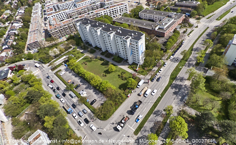 04.05.2023 - Der Blaue Vogel - Wolfgang-Niesner - Der bunte Beton am Karl-Marx-Ring Neuperlach 04.05.2023 - Der Blaue Vogel - Wolfgang-Niesner - Der bunte Beton am Karl-Marx-Ring Neuperlach