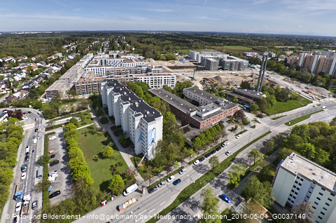 04.05.2023 - Der Blaue Vogel - Wolfgang-Niesner - Der bunte Beton am Karl-Marx-Ring Neuperlach 04.05.2023 - Der Blaue Vogel - Wolfgang-Niesner - Der bunte Beton am Karl-Marx-Ring Neuperlach