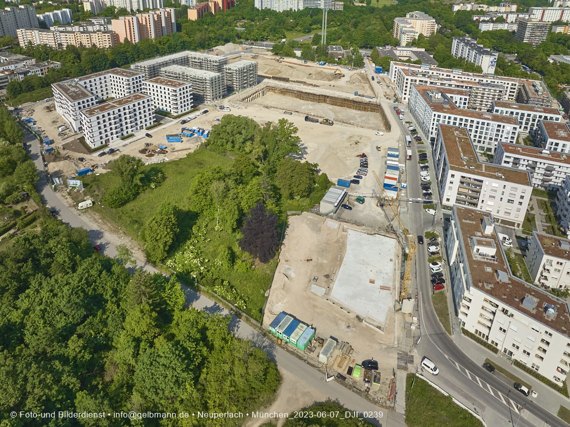 07.06.2023 - Aktuelle Luftbilder aus dem Alexisquartier und Pandion Verde in Neuperlach in München