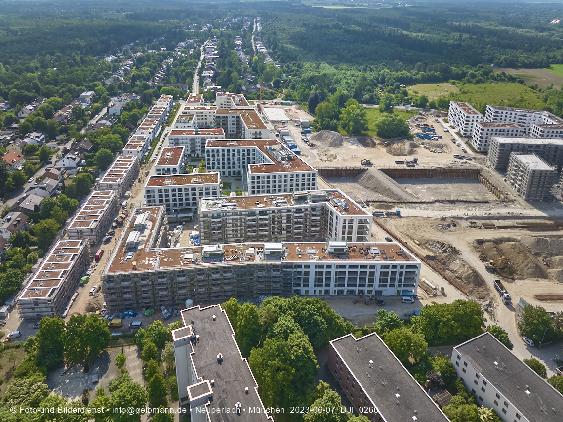 07.06.2023 - Aktuelle Luftbilder aus dem Alexisquartier und Pandion Verde in Neuperlach in München