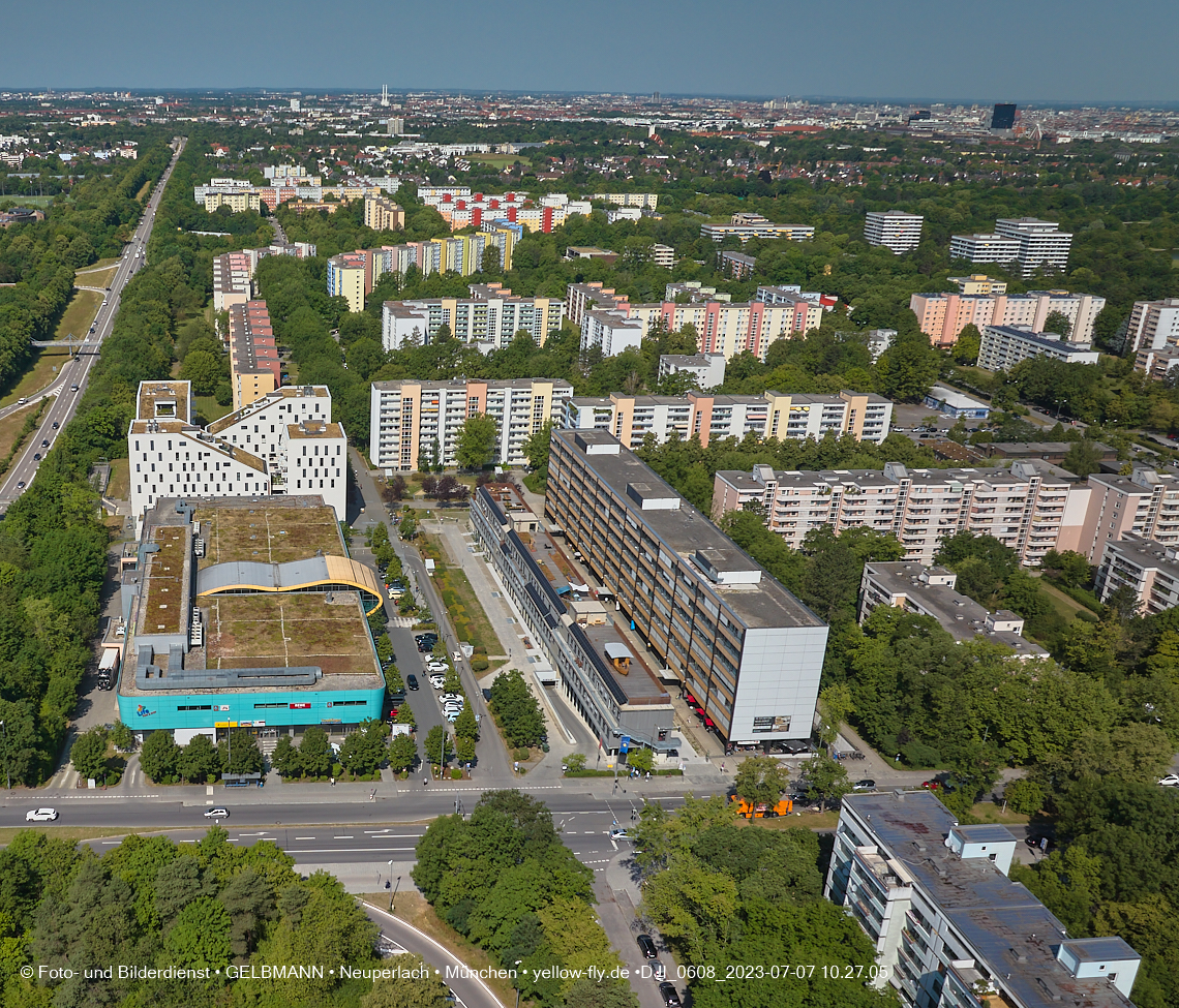 07.07.2023 - Plettzentrum und Montessori-Schule in Neuperlach