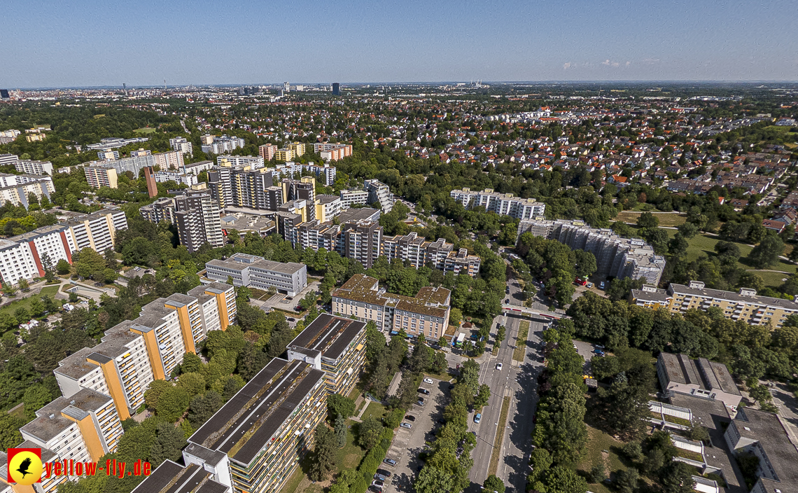 25.07.2023 - Grundschule und Karl-Marx-Ring in Neuperlach