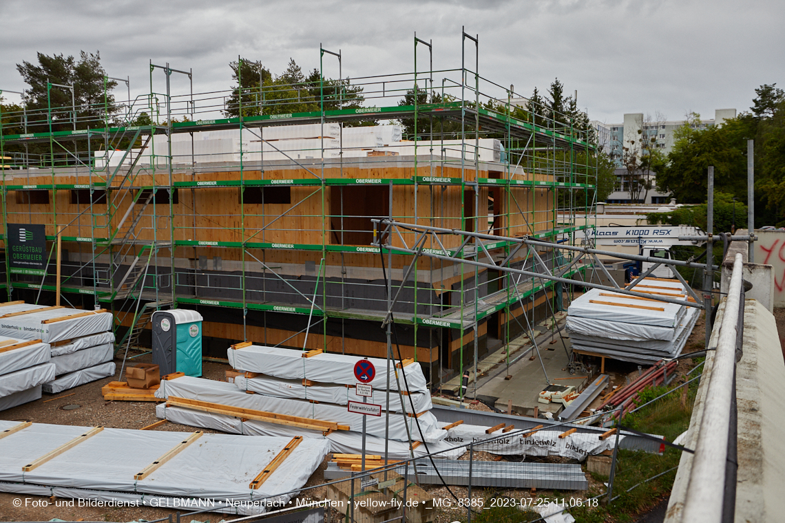 25.07.2023 - neue Wände für das Haus für Kinder in Neuperlach