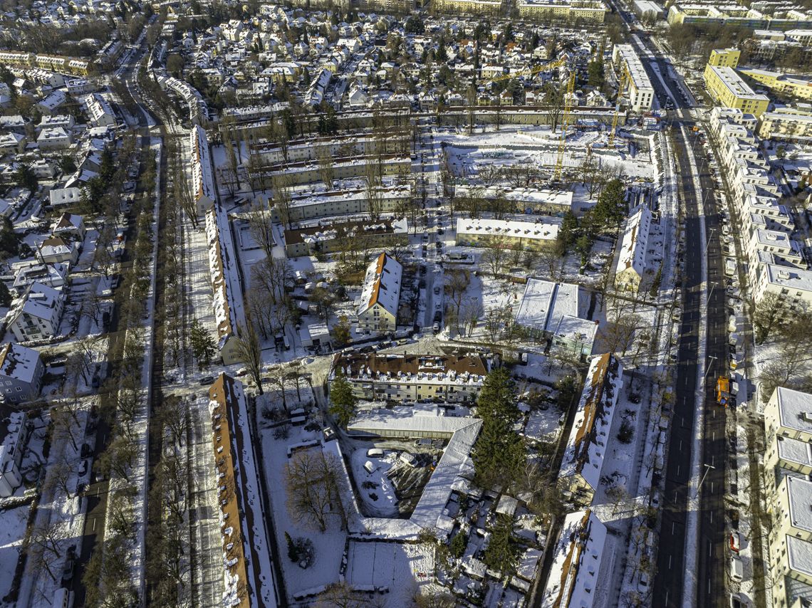07.12.2021 - Baustelle Maikäfersiedlung in Berg-am-Laim und Neuperlach