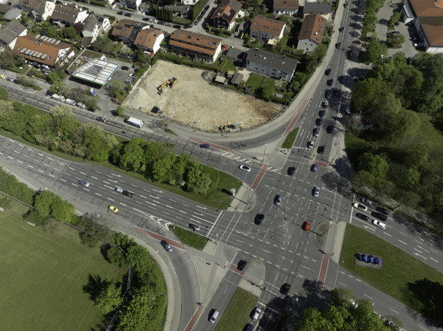 Heinrich-Wieland_Strasse_Corinthstrasse_in_Neuperlach_Photographed_by_Gelbmann_DJI_0411.jpg